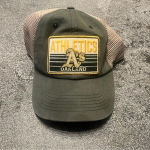 NWOT Oakland athletics SnapBack
